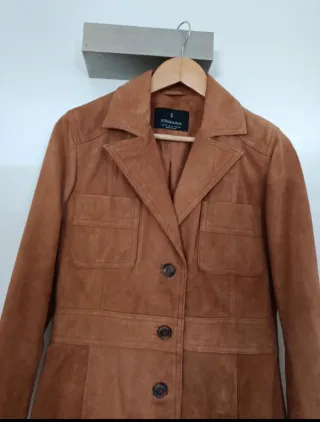 Chaqueta Stradivarius ante S/36