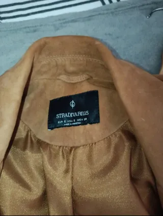 Chaqueta Stradivarius ante S/36