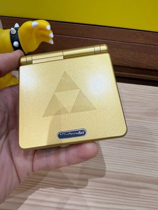 Game Boy Advance SP Zelda Edición Dorada