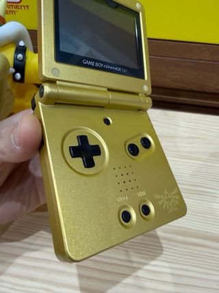 Game Boy Advance SP Zelda Edición Dorada