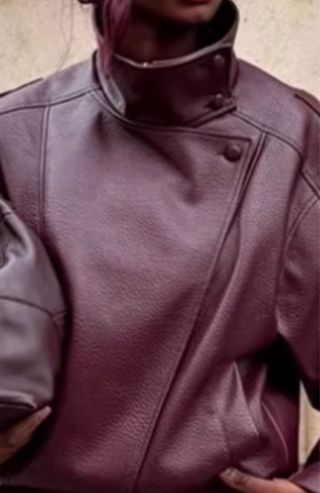 Cazadora efecto piel burdeos Talla M