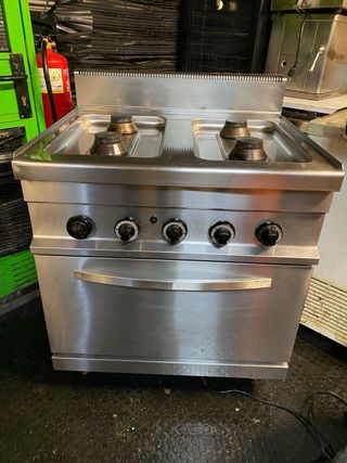 Cocina Industrial 4 fuegos