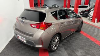 Toyota Auris 1.8 140H Hybrid Advance