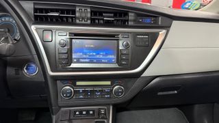 Toyota Auris 1.8 140H Hybrid Advance