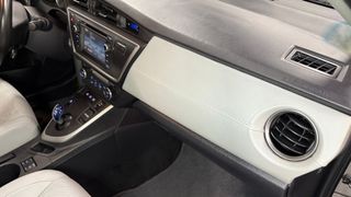 Toyota Auris 1.8 140H Hybrid Advance