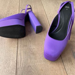 Zapatos de tacón Zara morados talla 37.