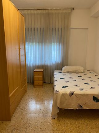 Alquilo habitación para una persona en Móstoles