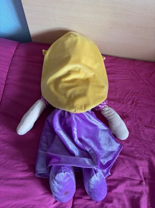 Muñeca Rapunzel Peluche Grande