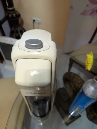 Máquina Sodastream con bombona CO2
