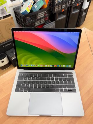 MacBook Pro 13” 2019 i5 16GB RAM 256GB