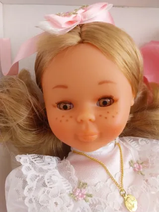 Muñeca Nancy Primera Comunión Famosa