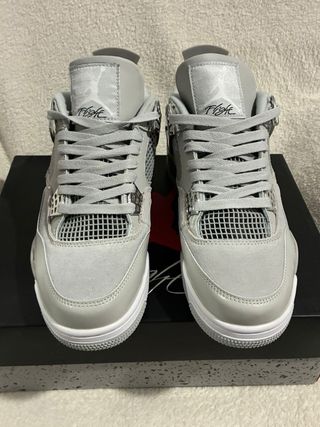 Jordan Retro 4 Gris y Blanco