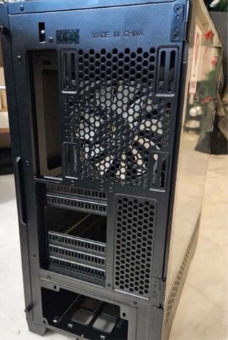 Torre Gaming Mithril Negra