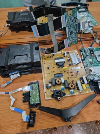 Componentes TV LG 43 Desmontados