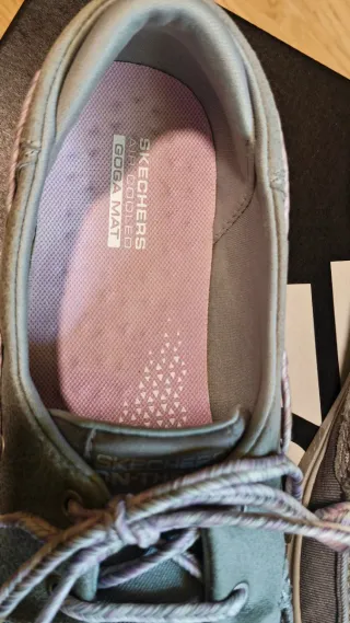 Náuticos Skechers Mujer Gris y Rosa