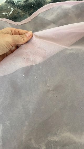 Cortinas rosa con detalles brillantes