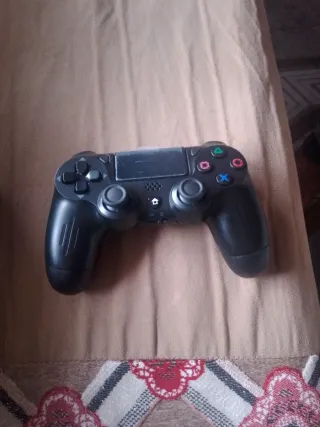Mando PS4 como original