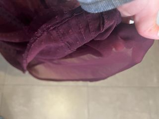 Blusa Sfera plumeti semitransparente burdeos. S