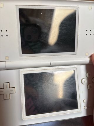 Nintendo DS Lite para piezas no enciende