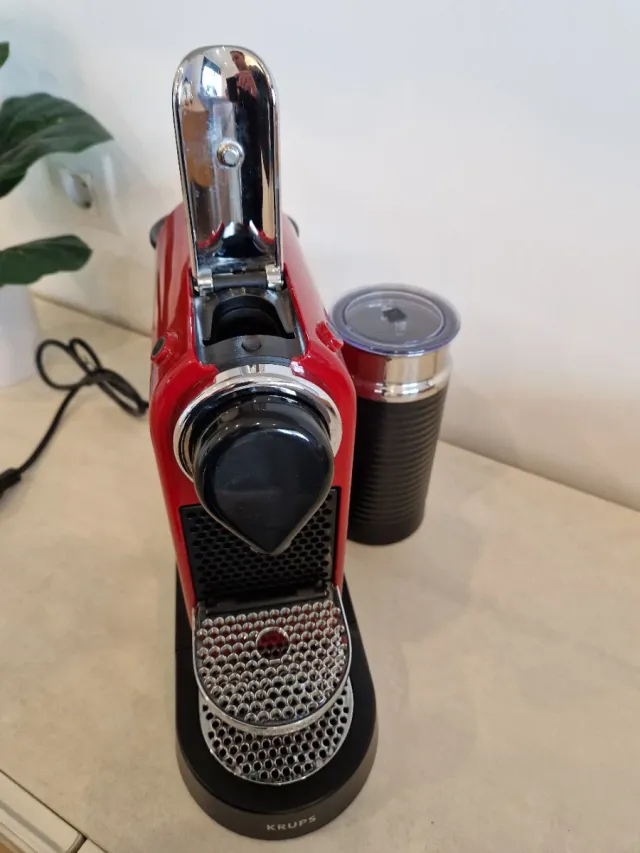Cafetera Nespresso Citz + Aeroccino