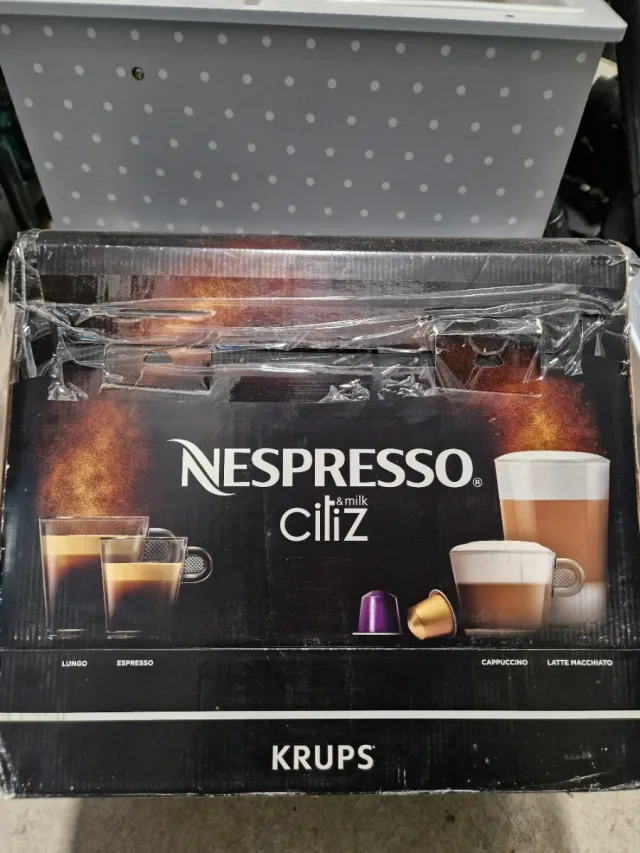 Cafetera Nespresso Citz + Aeroccino