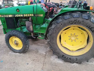 Tractor John Deere 1750