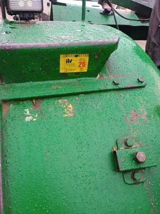 Tractor John Deere 1750