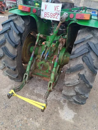 Tractor John Deere 1750