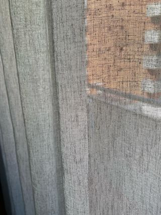 Cortina lino gris con barra negra