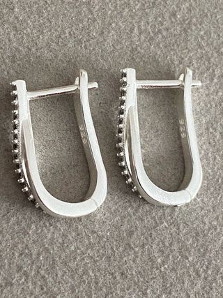 Pendientes plata cruzados con circonitas