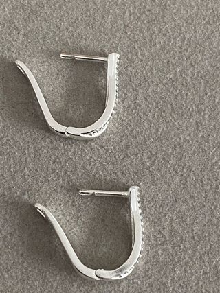 Pendientes plata cruzados con circonitas