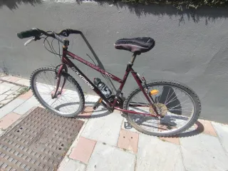 Bicicleta Rockrider 5.0 Decathlon