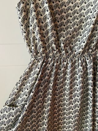 Abito corto con stampa zebre