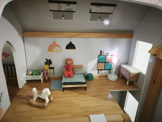 Casa de muñecas Lidl grande de madera