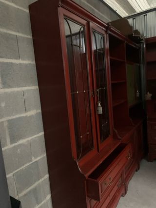 Estantería modular antigua recogida en mostoloes