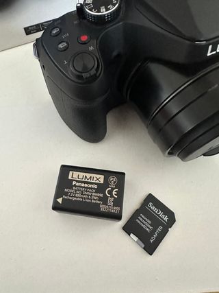 Cámara Panasonic Lumix DC-FZ82 Negra