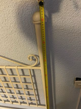 Cabecero de metal beige