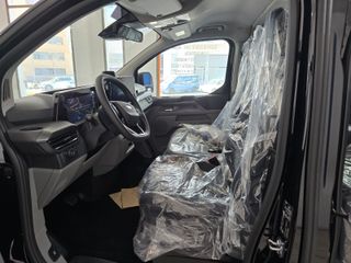 Ford Tourneo Custom 2026