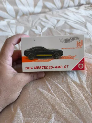 Hot Wheels id 2016 Mercedes-AMG GT