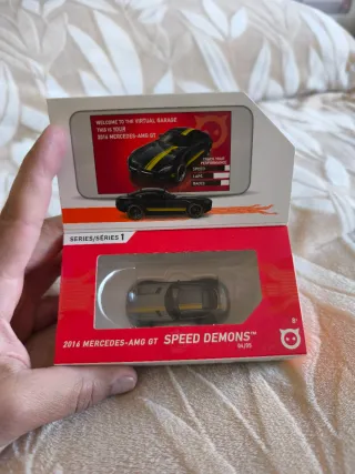 Hot Wheels id 2016 Mercedes-AMG GT