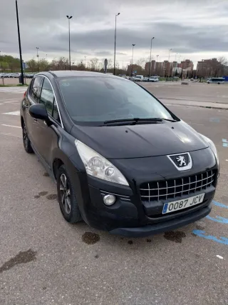 Peugeot 3008 2012