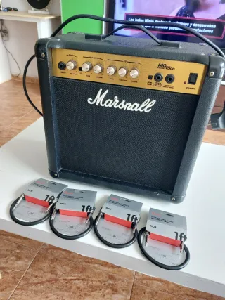Amplificador Marshall MG15CD Guitarra