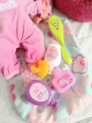 Lote de 5 muñecas y accesorios de bebé