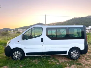 Opel Vivaro 2004