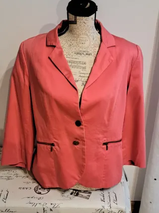 Americana coral mujer