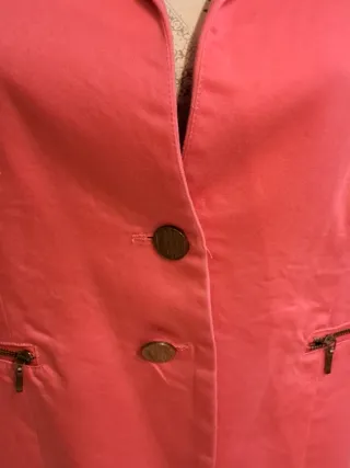 Americana coral mujer