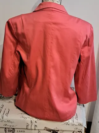 Americana coral mujer