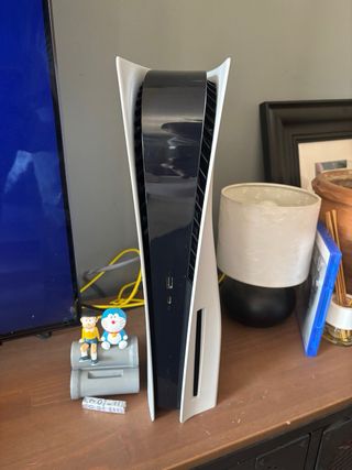 Playstation 5 1TB con lettore + 2 controller