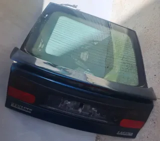 Portón Trasero Renault Laguna 1996
