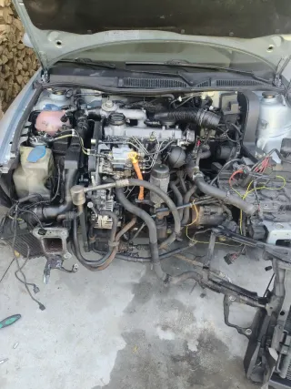 Motor 1.9 TDI ASV ( Audi A3 8l)